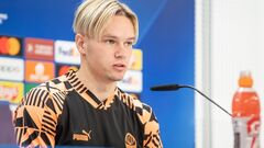 Во всем виноват Жезус. Арсенал может не подписать Мудрика зимой