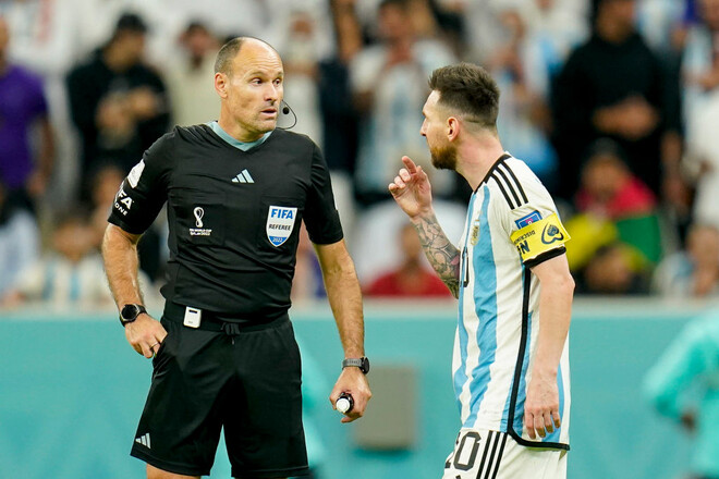 «Задоволений». Арбітр матчу Нідерланди – Аргентина відреагував на критику