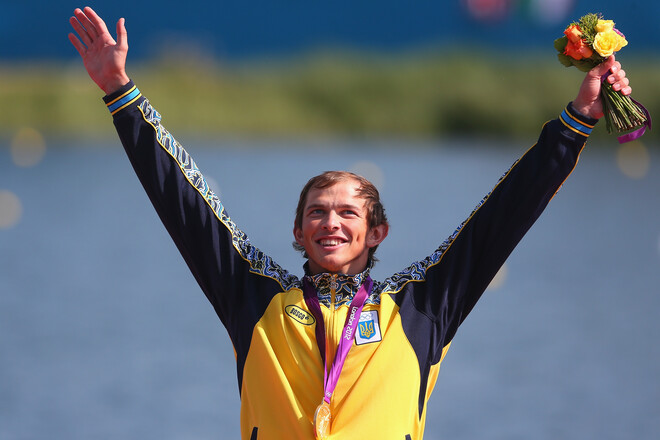 Український олімпійський чемпіон продав три свої медалі заради допомоги ЗСУ