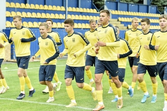 Відбір Євро-2023. Впевнена перемога України U-17, Пономаренко забив 4 голи