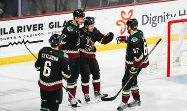 НХЛ. 6 шайб Ванкувера, поражения Бостона, Питтсбурга и Колорадо