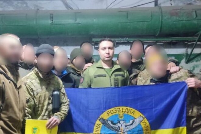 Начальник ГУР Буданов відвідав позиції українських захисників у Бахмуті