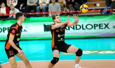 Барком потерпел 15-е поражение в польской Плюс Лиге