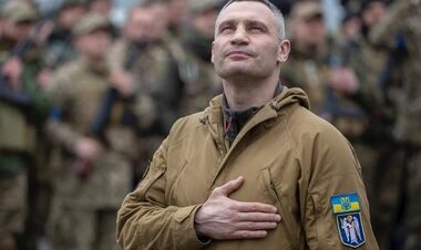 Виталий Кличко поздравил киевлян с новым 2222 годом