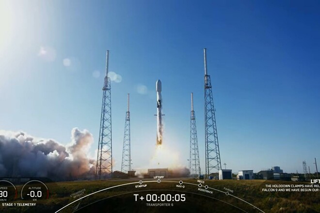Український супутник запустили на орбіту Землі на ракеті Ілона Маска