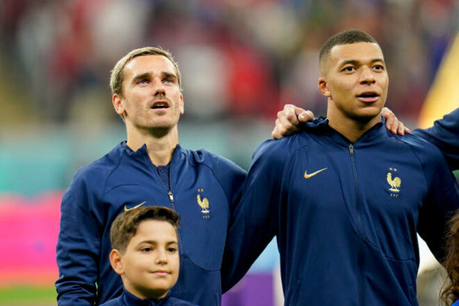 Є три кандидати у капітани збірної Франції після відходу Льоріса