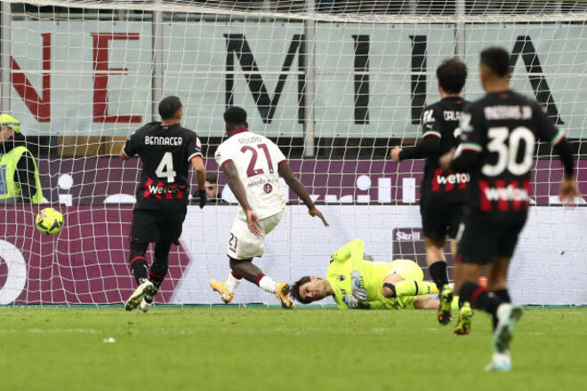 Милан вылетел из Кубка Италии, проиграв Торино в дополнительное время