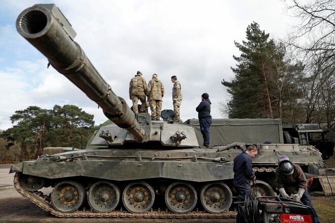 Танки Challenger 2. Британия объявила о новом пакете помощи для Украины