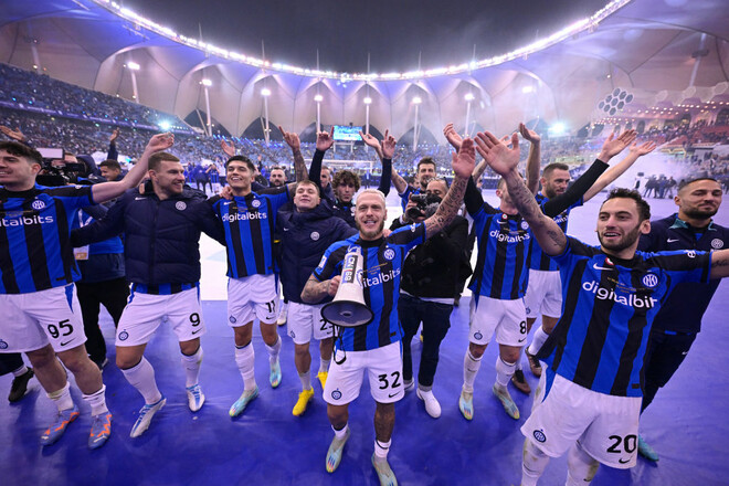 Интер выиграл Суперкубок Италии, Прометей с боем переиграл Брешию