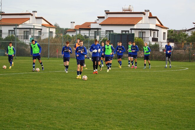 Відомий розклад контрольних матчів Динамо U-19 на зборі у Туреччині.