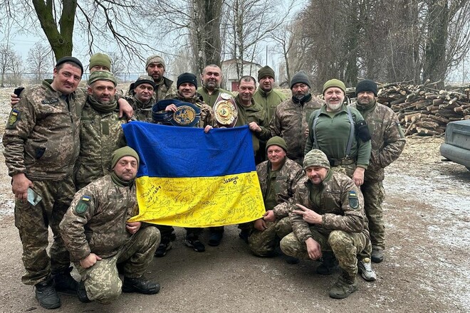 ФОТО. Беринчик посетил военных ВСУ на востоке Украины