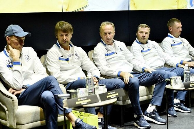 Джерело: ніхто з тренерів збірної України контракт не продовжив