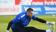 Новая проблема Бущана. Вратарь Динамо перенесет операцию на спине