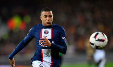 Мбаппе хоче скоріше перейти до Реала