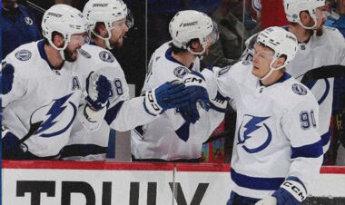 НХЛ. Камбек Тампи, перемоги Бостона, Кароліни та Піттсбурга