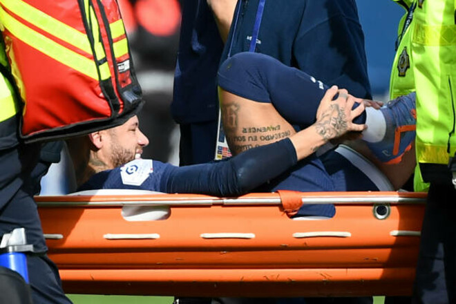 ФОТО. Неймар получил серьезную травму ноги в матче Лиги 1