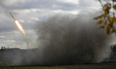 Генштаб: «Авіація вдарила по опорних пунктах, районах зосередження та ППО»