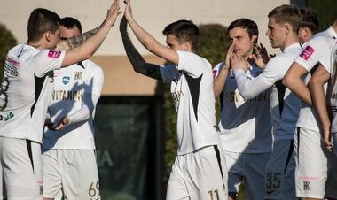 Кривбас – Колос. Стали відомі стартові склади