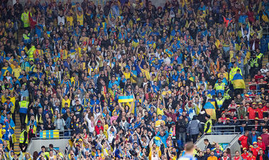 Перфоманс Холанда, Україна – без ЧС-2030, месседжі Ф'юрі