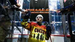 Крутая игра Артура Чолача против ниагарских «собак»
