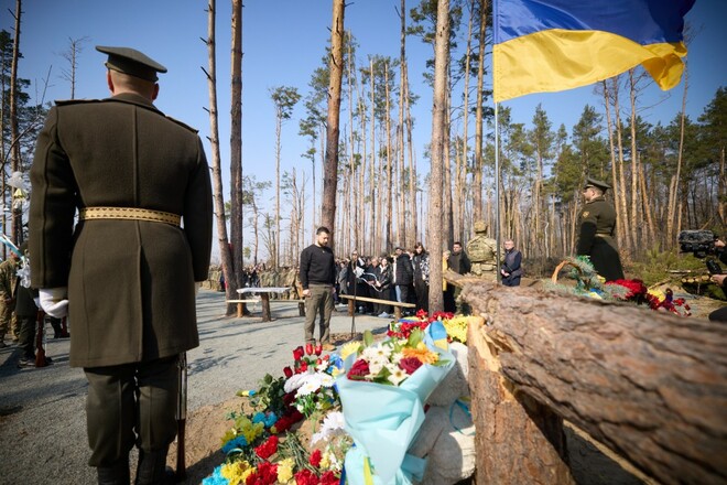 Ключевая битва за Киев. Зеленский вспомнил годовщину боев в Мощуне
