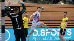 Минус 4 мяча. Мотор проиграл первый матч 1/8 финала Европейской лиги EHF