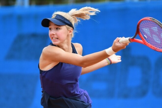 Соболева вышла в 1/4 финала турнира ITF в Чехии