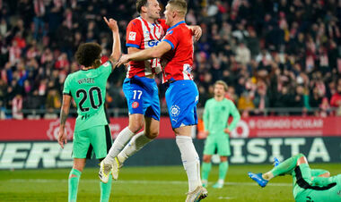 Асист Довбика, феєрія Жирони, сухий матч Луніна, Коноплянка залишив Клуж