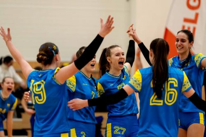 Жіноча збірна України U-20 виграла третій матч на EEVZA