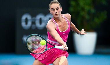 Были ли шансы? Костюк уступила Остапенко в 1/4 финала WTA 500 в Аделаиде