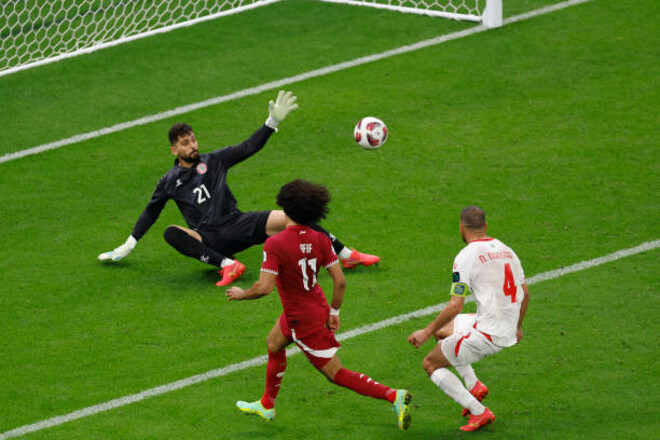 Катар на домашней арене разгромил Ливан в стартовом матче Кубка Азии