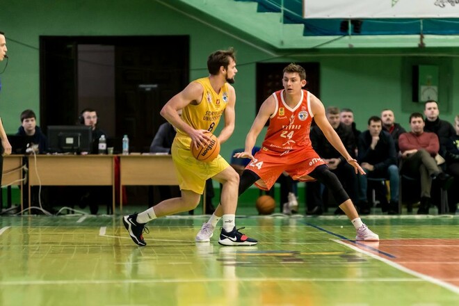 Кривбас здобув першу перемогу у сезоні, Дніпро переміг Київ-Баскет