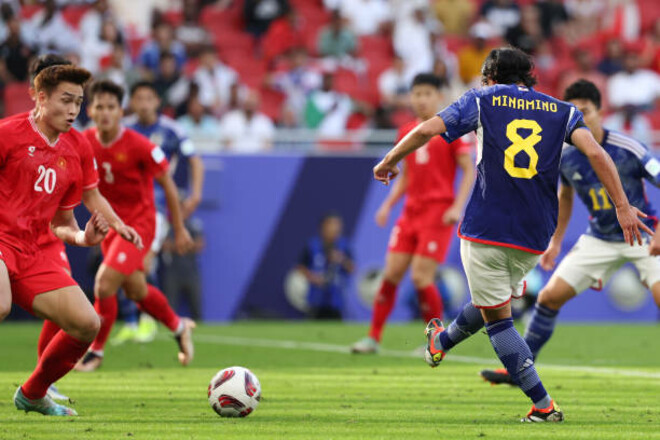 Япония начала Кубок Азии с победы. В матче з Вьетнамом было забито 6 мячей
