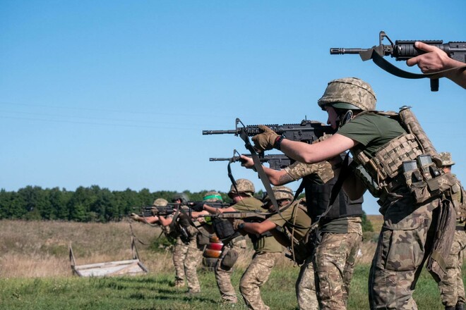 За минулу добу ЗСУ знищили 620 окупантів, корабель і підводний човен