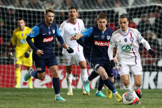 Лион дожал соперника из 4-го дивизиона и вышел в 1/8 финала Кубка Франции