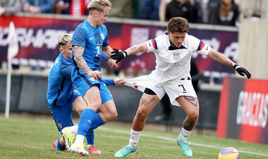 Товарищеские матчи. США минимально уступили Словении