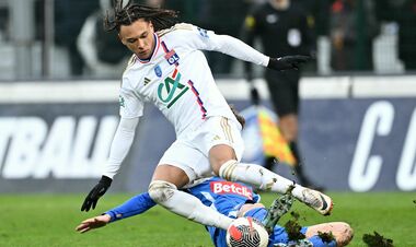 Челсі відкликав з оренди в Ліоні 19-річного вінгера