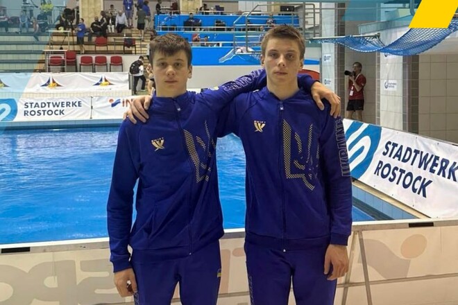 Гриценко и Аванесов заняли 3-е место в синхронных прыжках с вышки в Ростоке