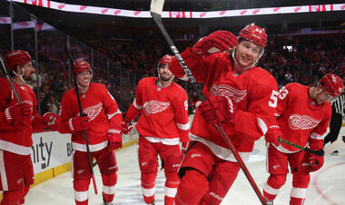 НХЛ. 15 поспіль перемога Едмонтона, успіхи Бостона, Тампи та Детройта