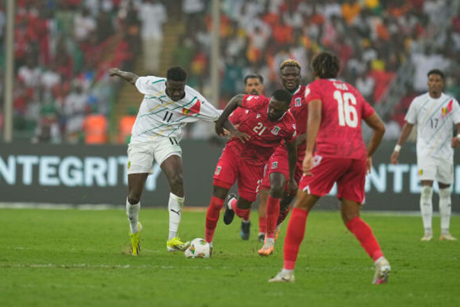 Гвинея на 90+8 минуте вырвала у Экваториальной Гвинеи путевку в 1/4 финала