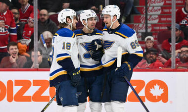 НХЛ. 7 шайб Сент-Луиса с рекордом, Ванкувер лидирует в таблице