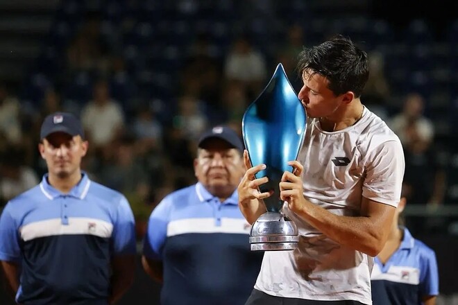 ВИДЕО. 21-летний итальянец из квалификации выиграл первый титул ATP
