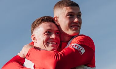 Украинские объятия. Жирона поделилась совместным фото Довбика и Цыганкова