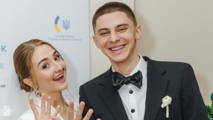 ФОТО. Віталій Миколенко одружився. Хто його обраниця?