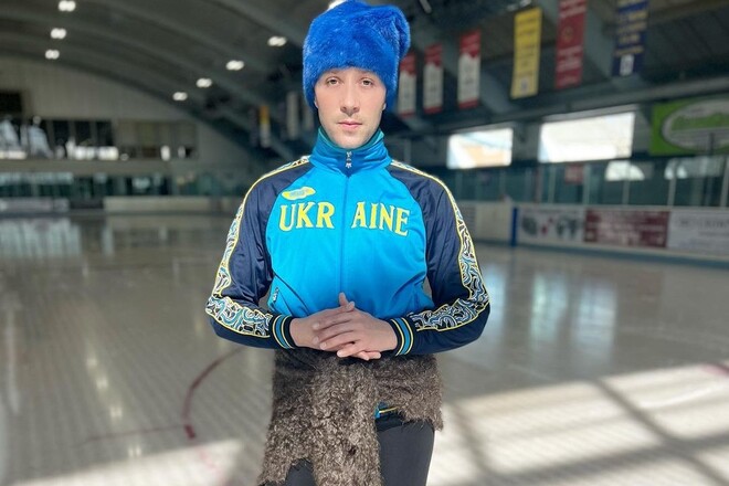 ФОТО. Американський фігурист-чемпіон підтримав Україну в річницю війни