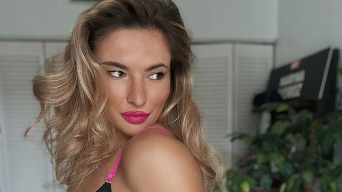 ФОТО. П'ята точка на всі 100. Марина Мороз опублікувала пікантний пост