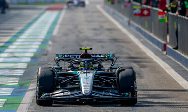 Хэмилтон оценил подготовку Мерседеса: «Ред Булл все равно далеко впереди»