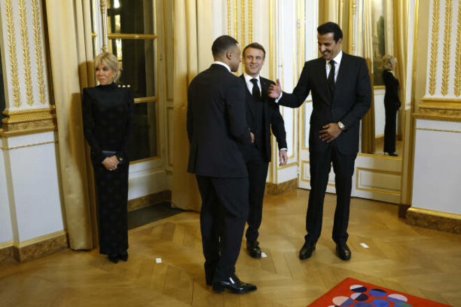 ВИДЕО. Мбаппе прибыл на встречу с президентом Франции Макроном