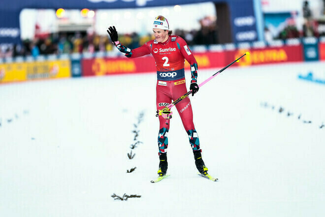 Лыжные гонки. Норвегия и Швеция выиграли командный спринт в Лахти