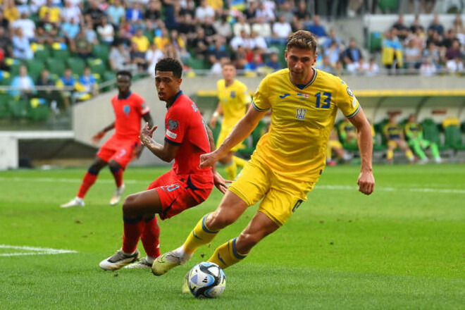 Илья Забарный – лучший молодой футболист Украины 2023 года